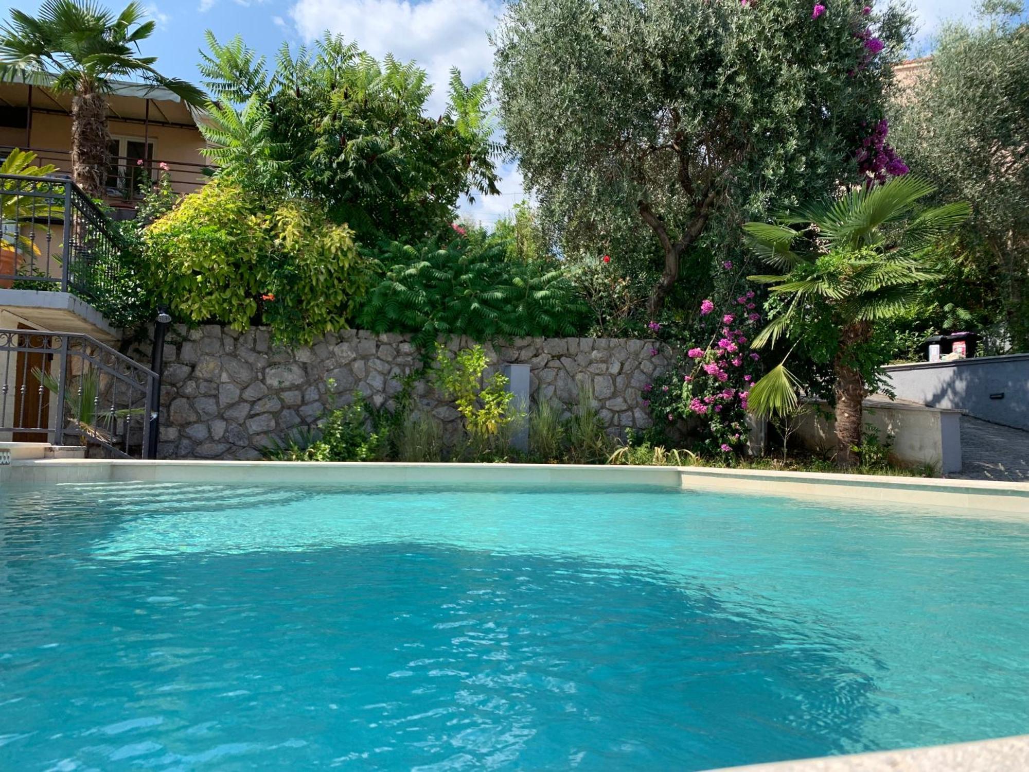 Grand Pool Apartment Ika-Opatija Zewnętrze zdjęcie